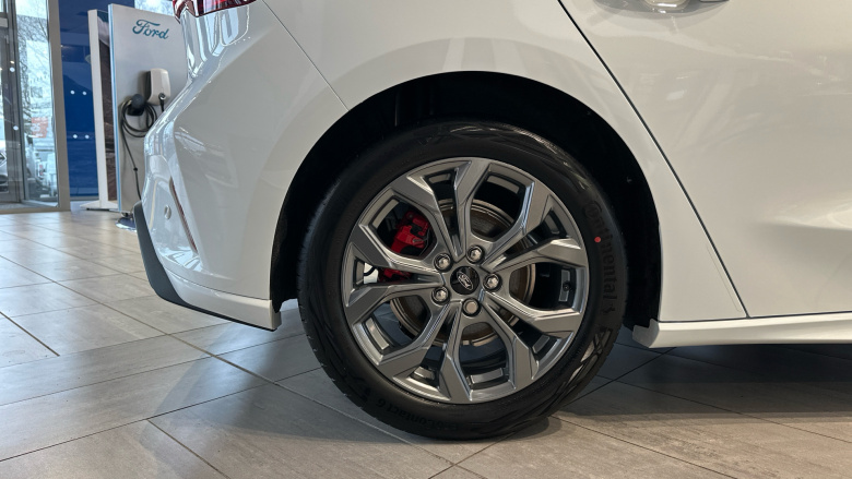 Ford Focus 1.0 EcoBoost Hybrid mHEV 155 ST-Line 5dr Auto Petrol Hatchback